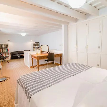 Duplex De La Botanica De Daire