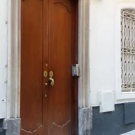 Duplex De La Botanica De Daire